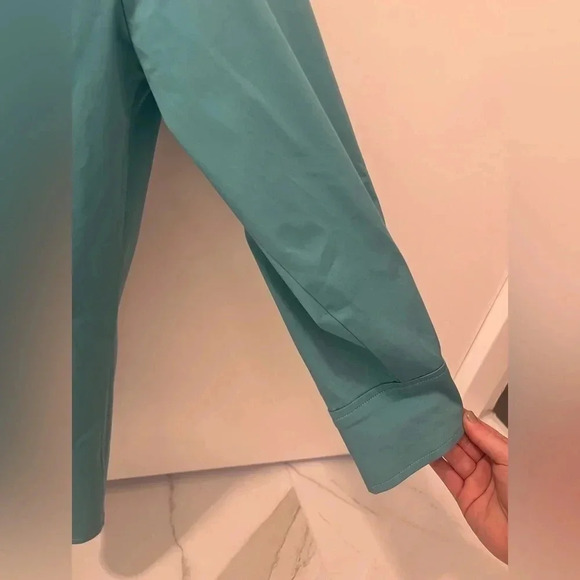 Alexis Brooks Long Puff-sleeved shirt in Cerulean- Size M; New with Tags - Picture 8 of 13